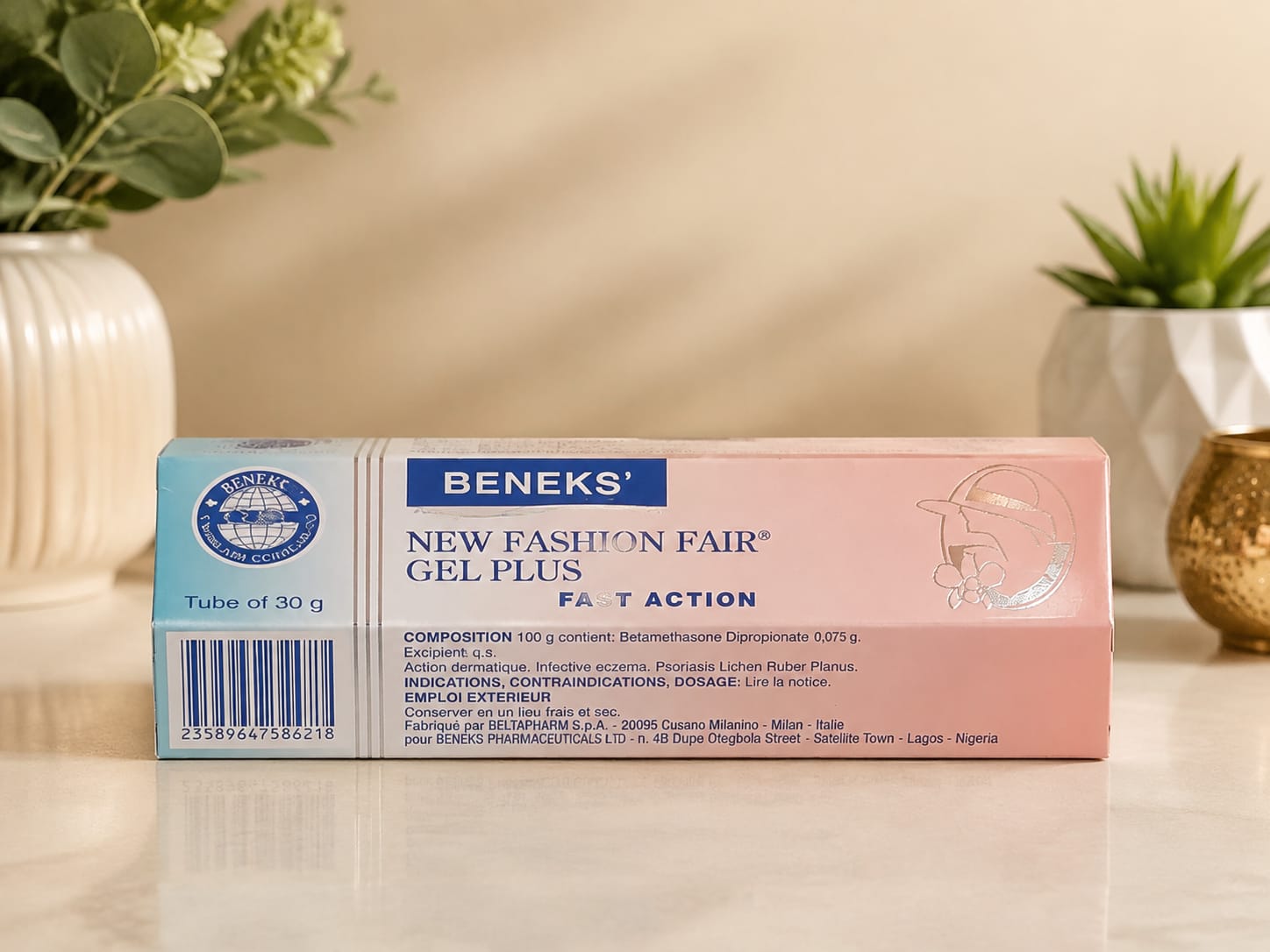 Beneks Fashion Fair Gel Plus 30g jar with white and purple packaging, showcasing the product container and label.