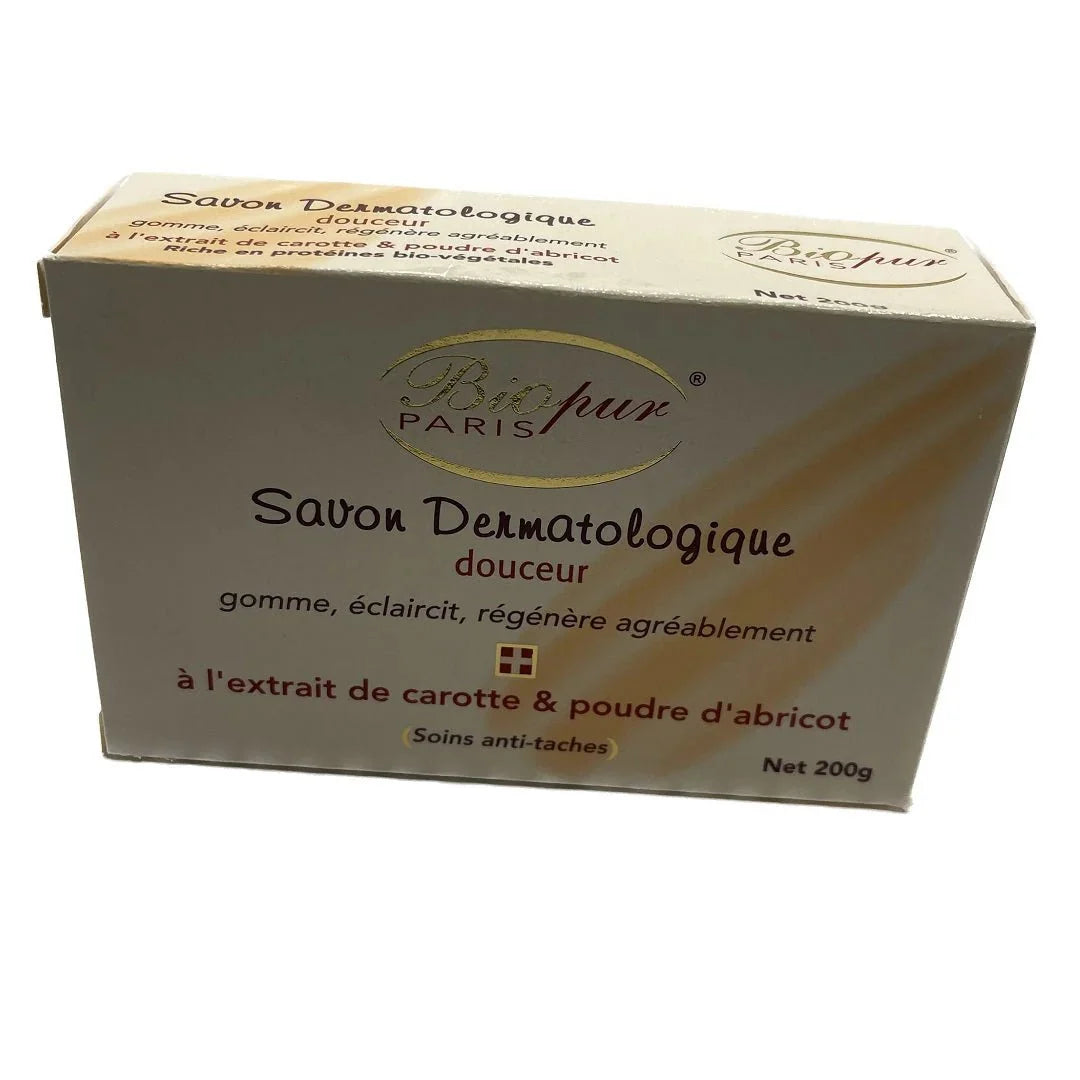Biopur Paris Gentle Cleansing Soap 200g with natural ingredients, lathers into a soft foam for gentle skin cleansing.