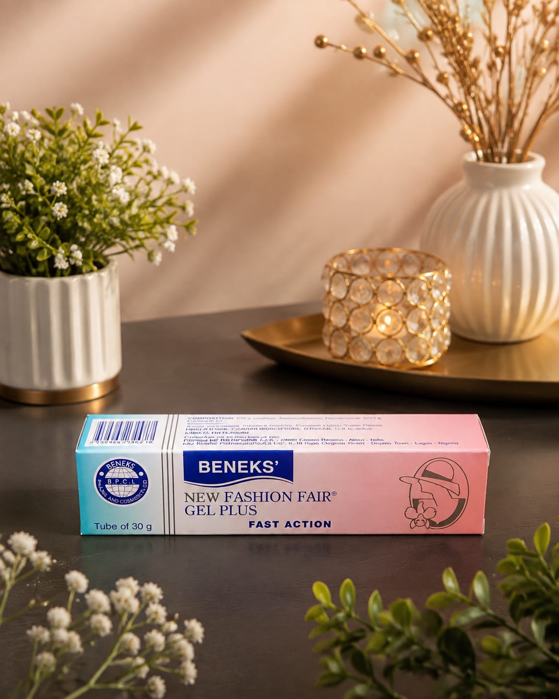 Beneks Fashion Fair Gel Plus 30g jar with white lid, showing the product container against a plain background.