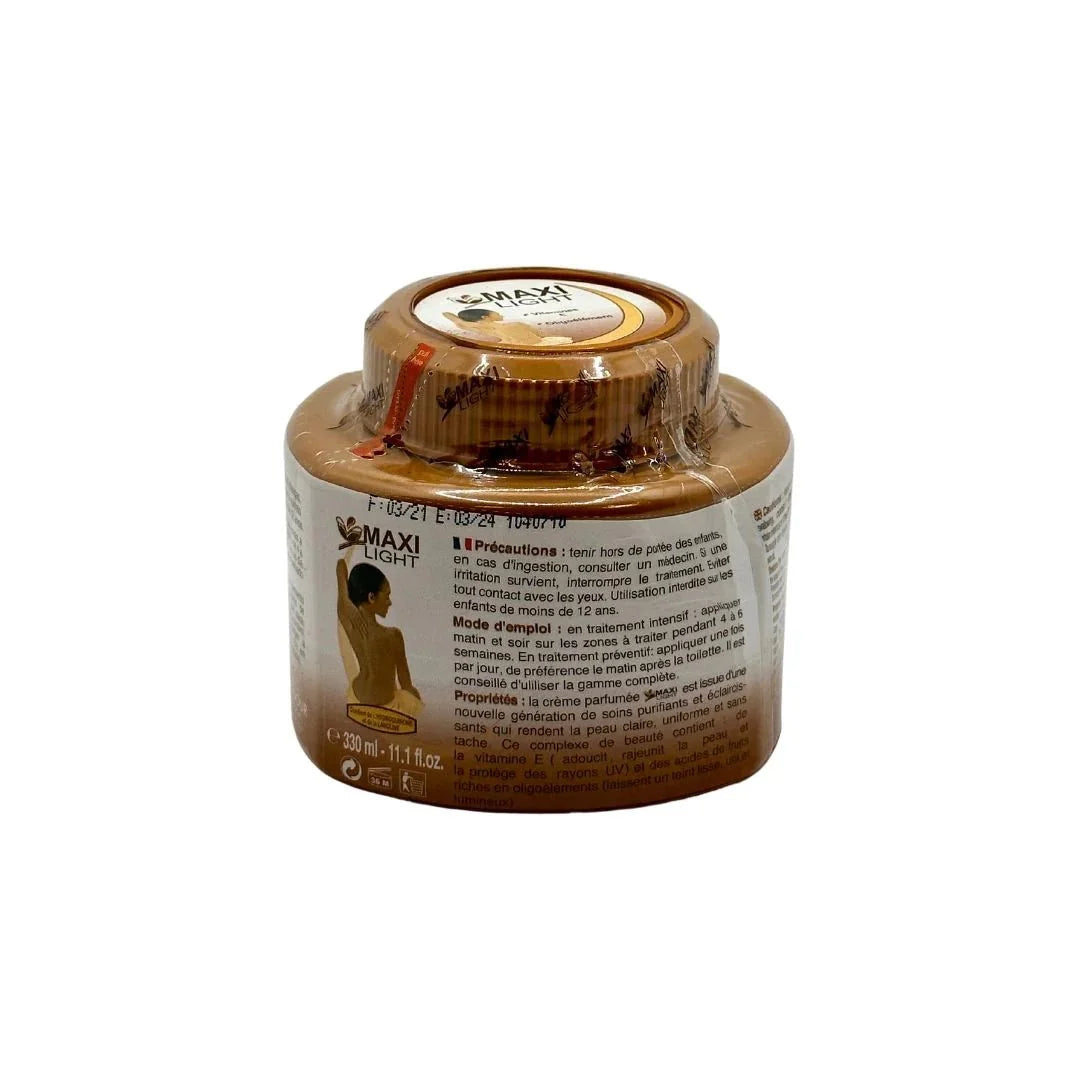 Travel-size Maxi Light Purifying Body Cream in an 11.1 oz jar, featuring a smooth, hydrating formula for refreshed skin.