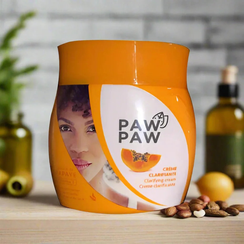 Paw Paw Clarifying Cream 300ml, a daily smoothing moisturizer with natural pawpaw ingredients in a white jar.